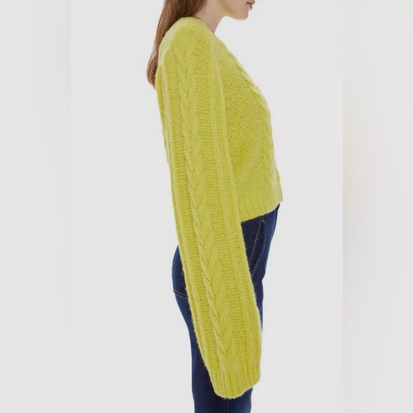 Mother Women Yellow Extended Sleeve Crop Cable Pullover Sweater - Picture 2 of 10